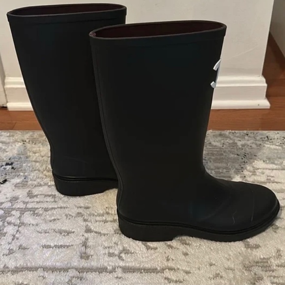 CHANEL Rain Boots - Picture 2 of 7